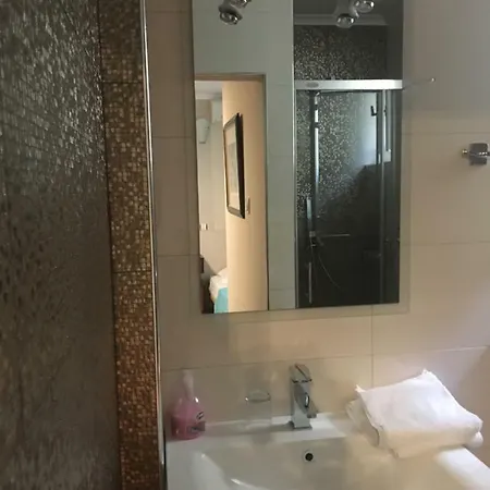 Bose Apartment *